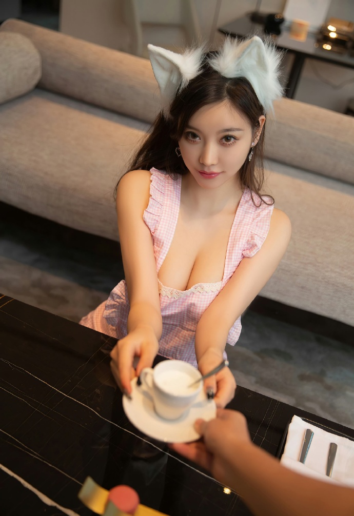 《白鹿原》中的爱情悲剧：黑娃与田小娥的情感纠葛